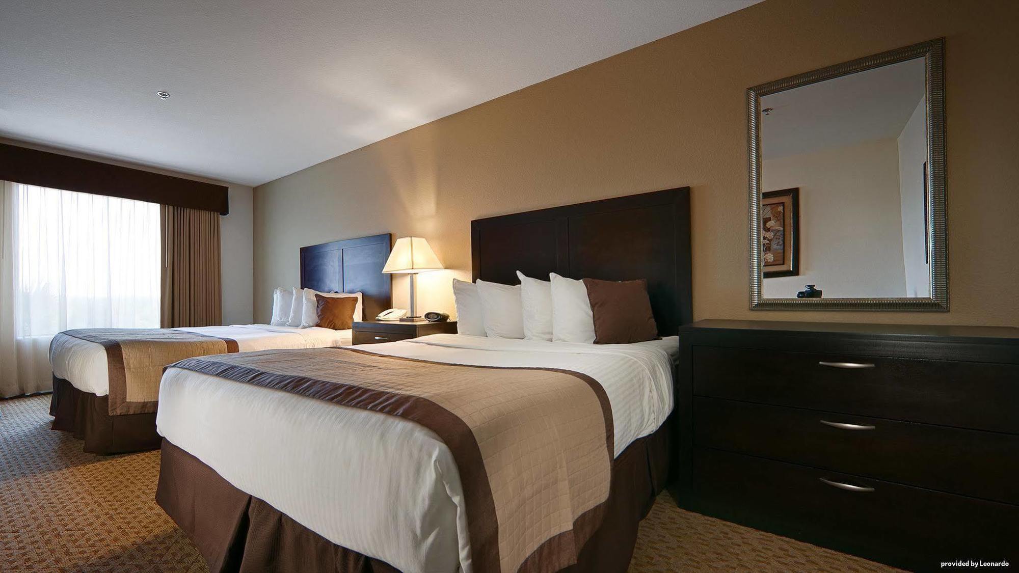 Best Western Plus Valdosta Hotel & Suites Exterior photo