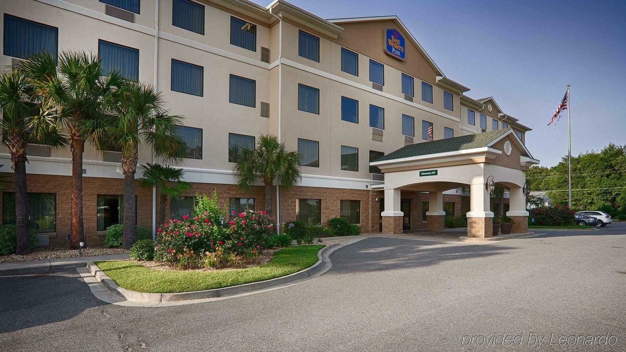 Best Western Plus Valdosta Hotel & Suites Exterior photo